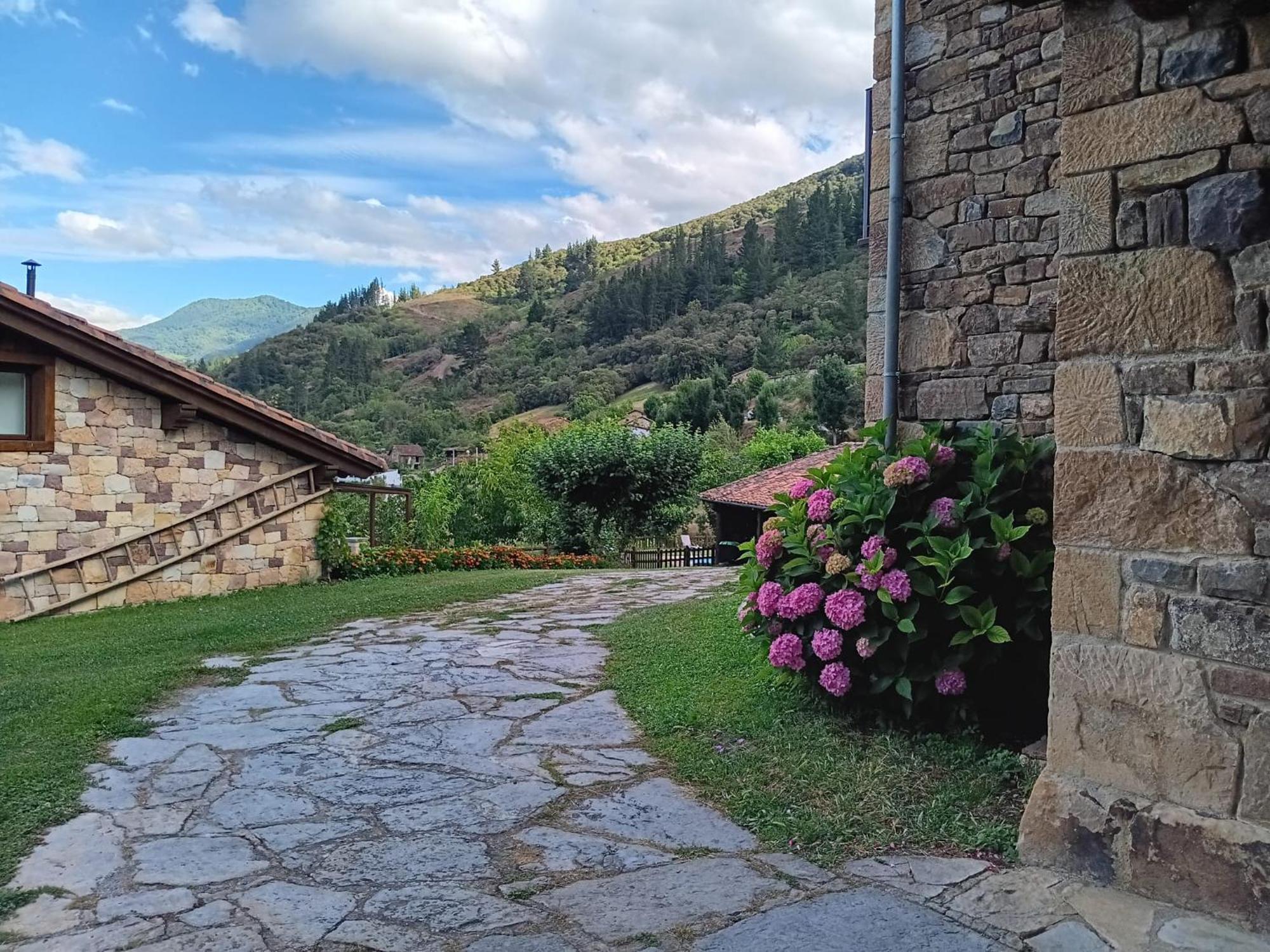 Apartamentos Calm & Nature - Adults Only Cabezón de Liébana 外观 照片