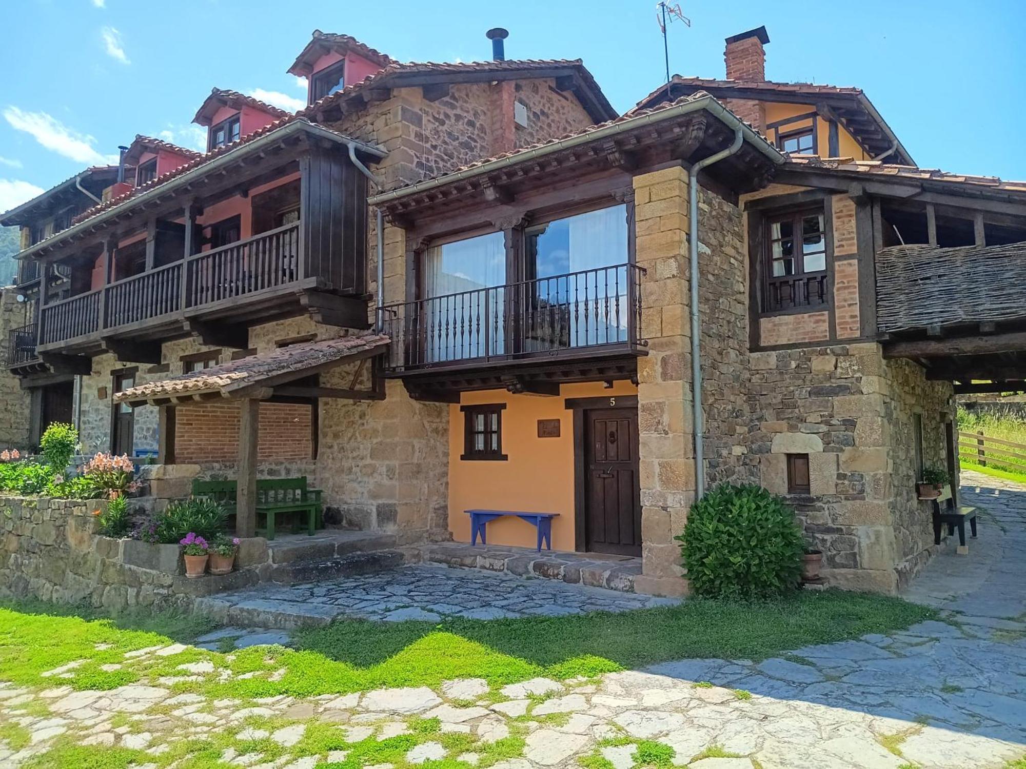 Apartamentos Calm & Nature - Adults Only Cabezón de Liébana 外观 照片
